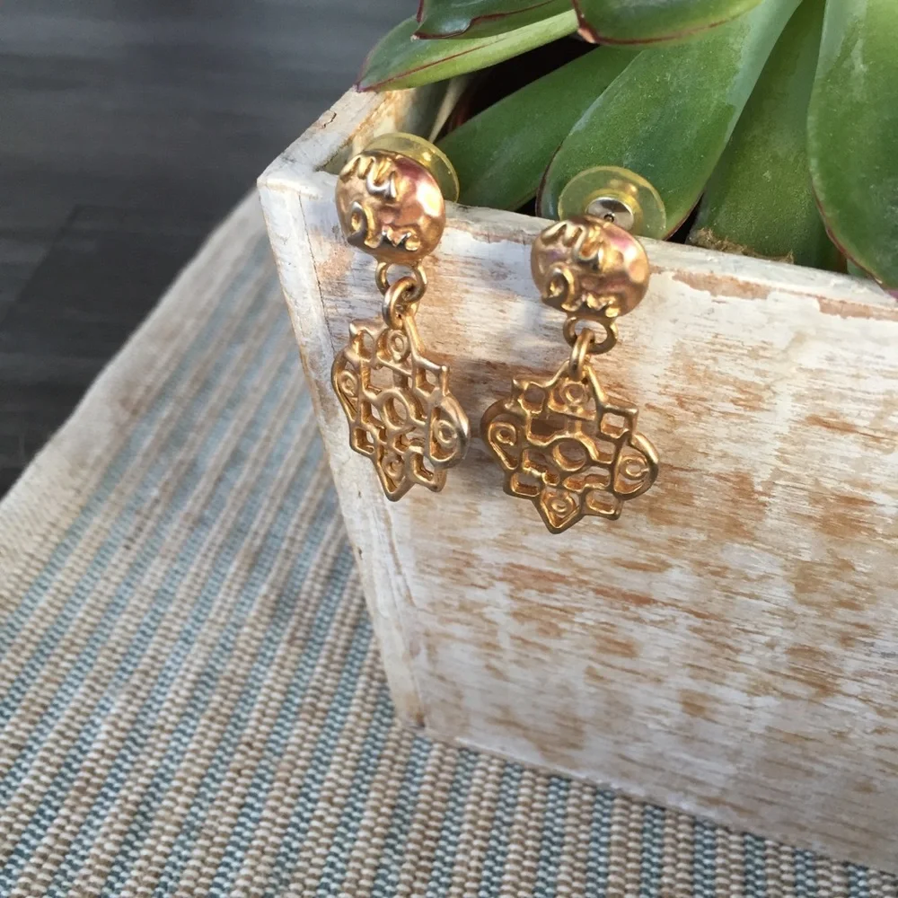 Vintage brushed gold